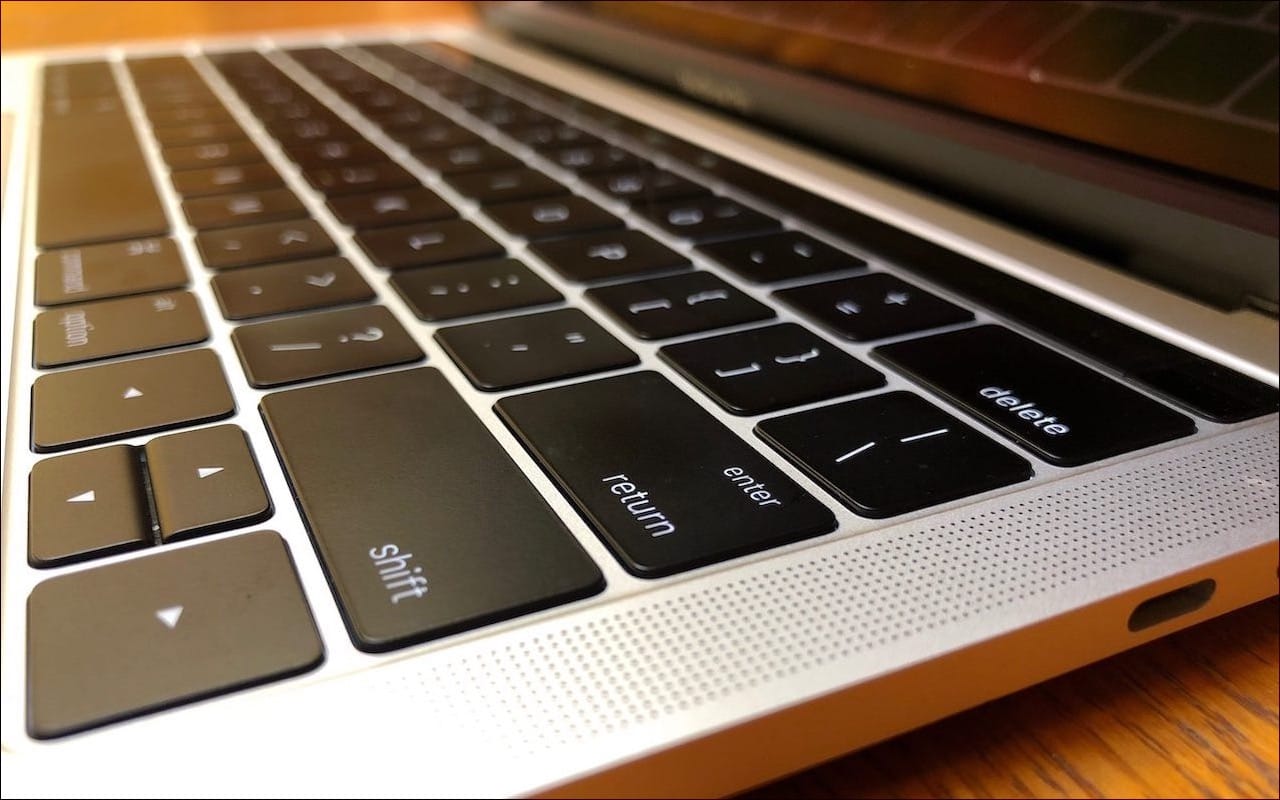 2015-2020 — The butterfly keyboard didn’t really fly and was utterly hated by everyone. Again, why did Apple took so longe to admit they missed the mark and redo their homeworks?