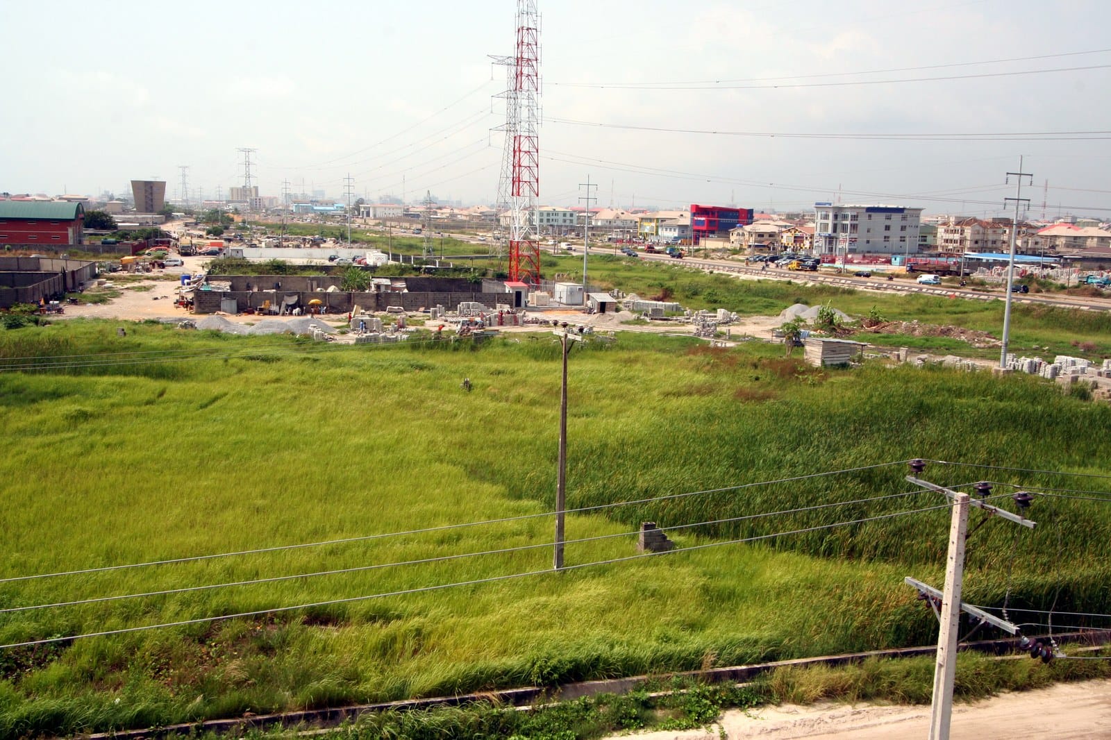 Lekki, Lagos, Nigeria · Photo: Jeremy Weate / Wikimedia (CC BY)