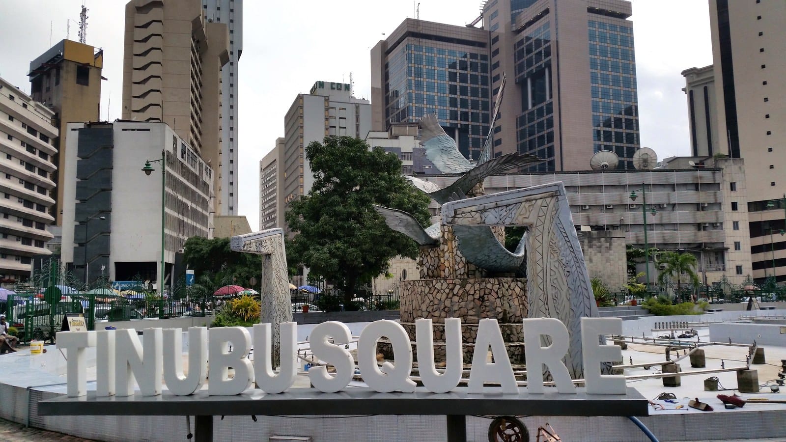 Tinubu Square, Lagos · Photo: Jeremy Weate / Wikimedia (CC BY)