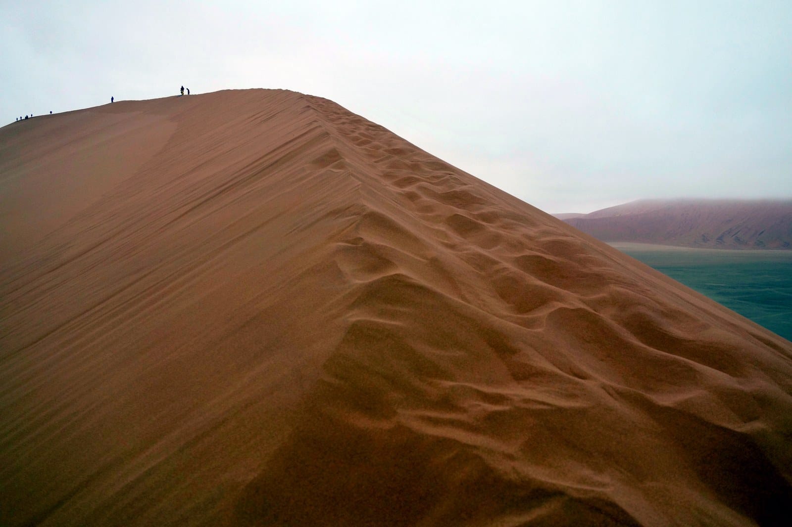 Dune 45, Sossusvlei, Namibia · Photo: Sonse / Wikimedia (CC BY)