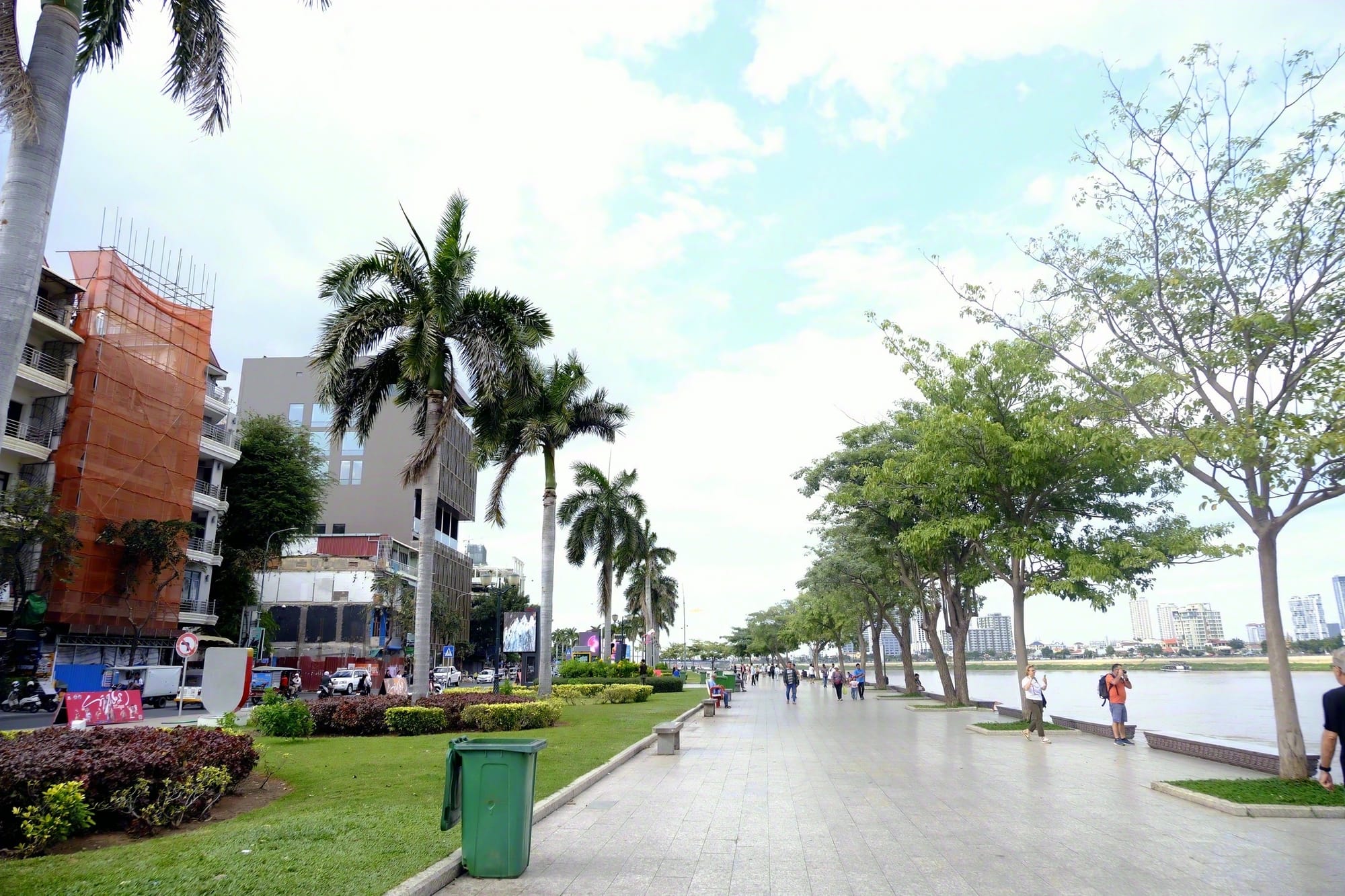 Phnom Penh's riverside, Cambodia — Afrofeast