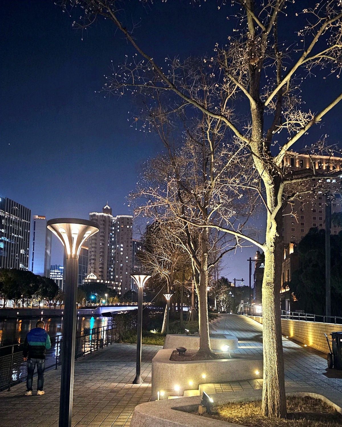 Shanghai at night — China travel tips 2026