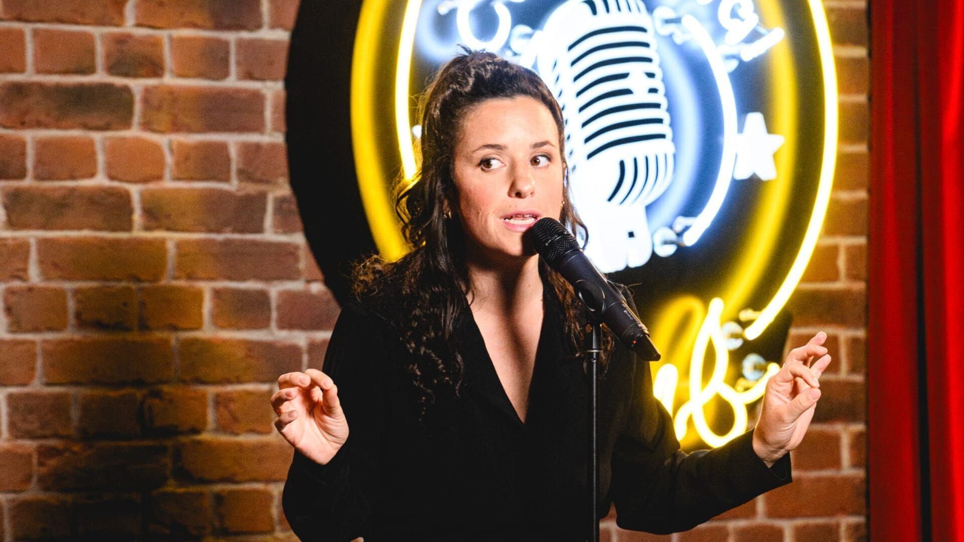 Comédie Club Tour Québec : Virginie Fortin