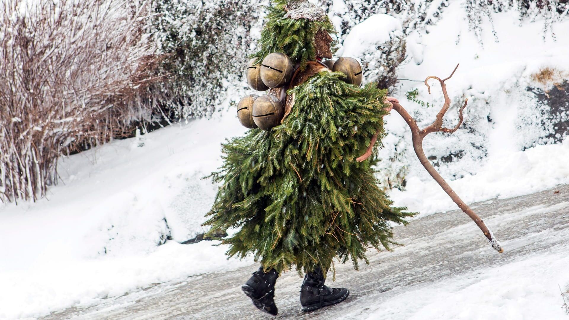 Les Alpes Suisses : Entre traditions et superstitions