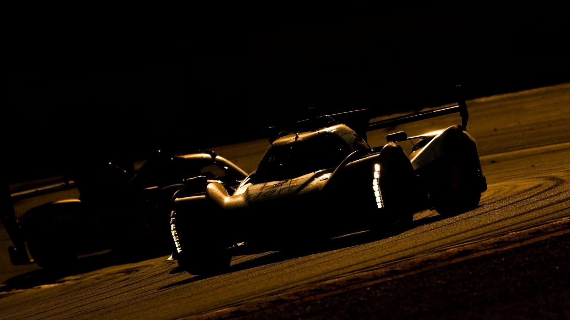 Endurance Uncovered : Racing for Excellence