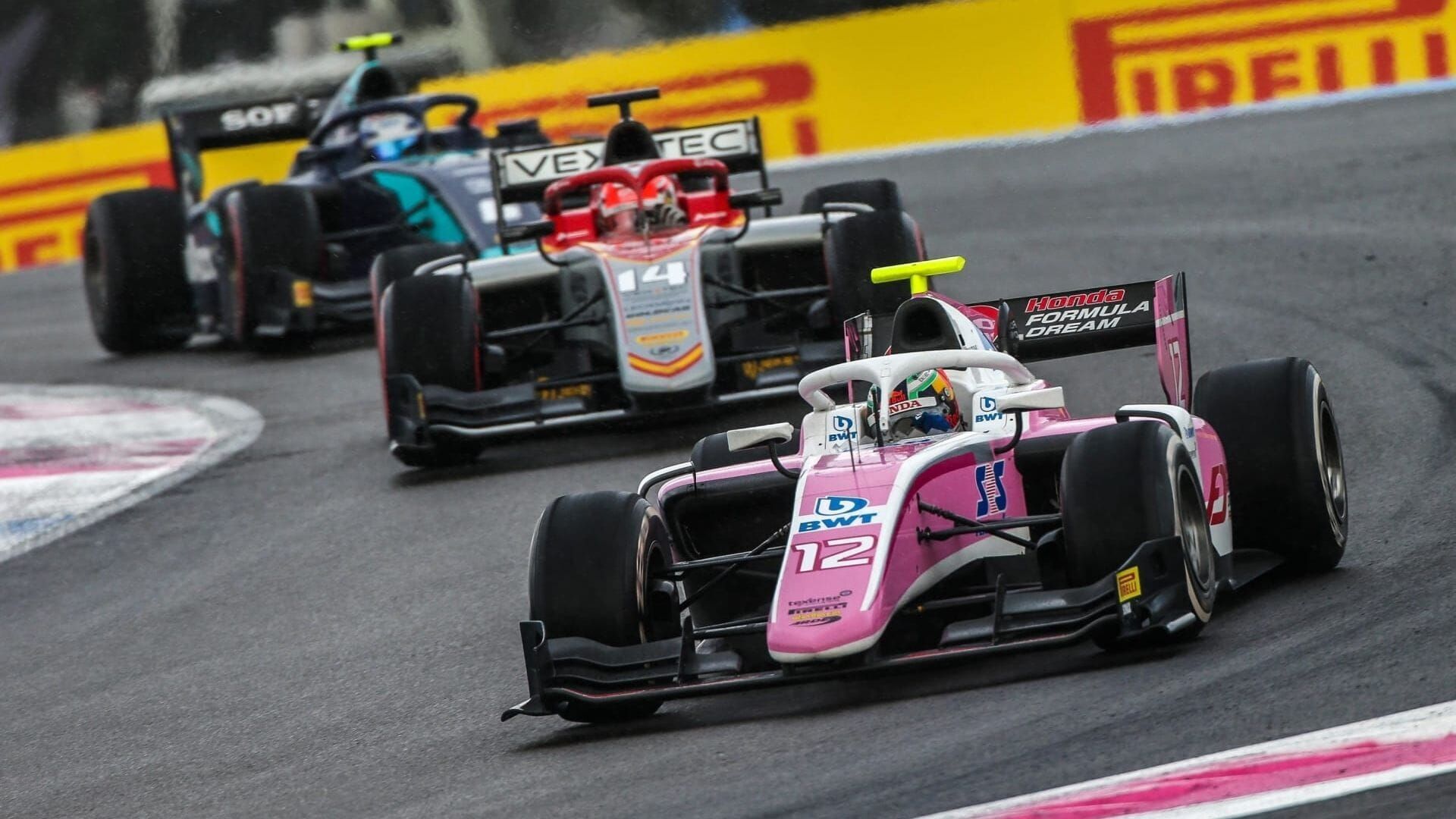 Formule 2 : Chasing the Dream