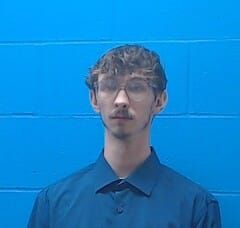 Booking photo for Hunter Helton