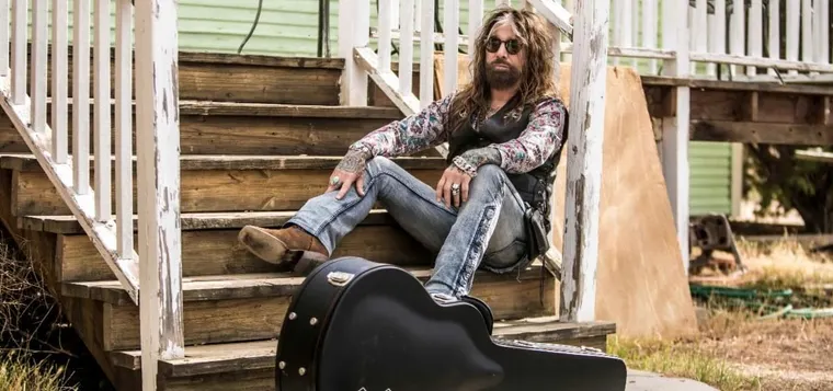 John Corabi Returns With New Day: An Exclusive Conversation With a Rock Legend