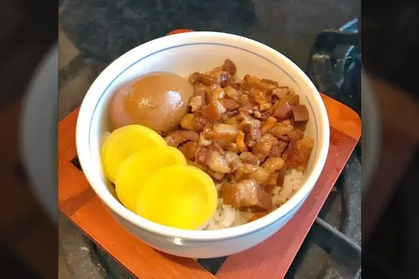 《米抱，ㄩㄇ？》#09：大稻埕的滷肉飯理論