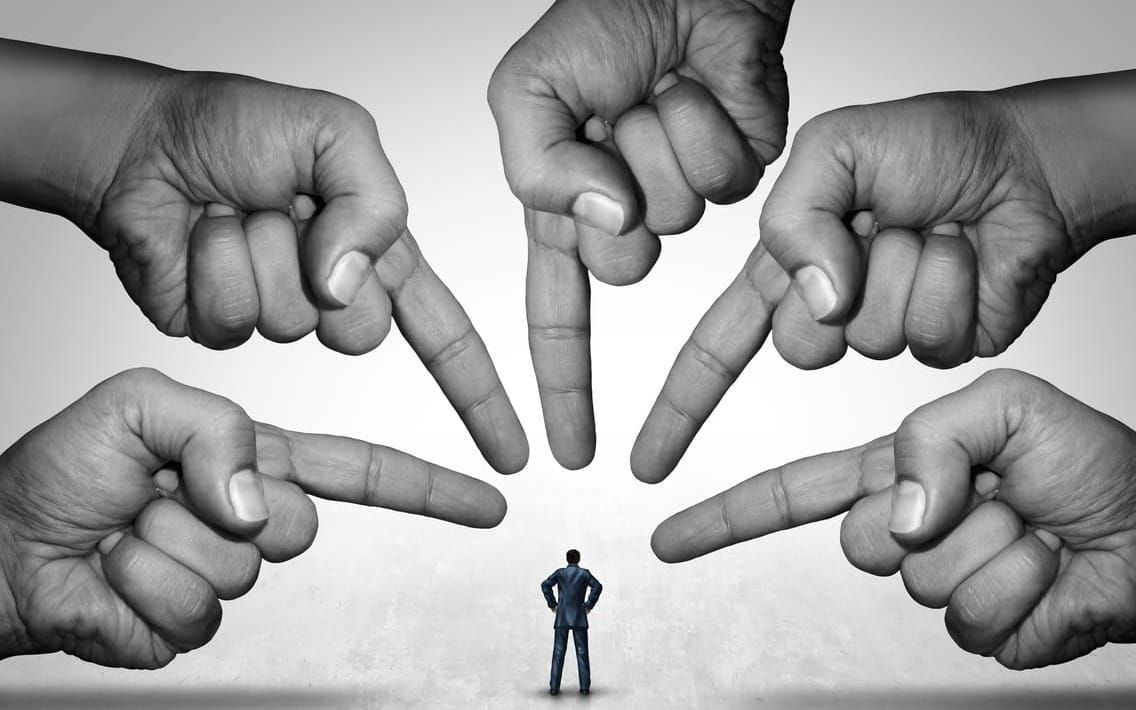 How to Effectively Give Feedback to Your Pastor
