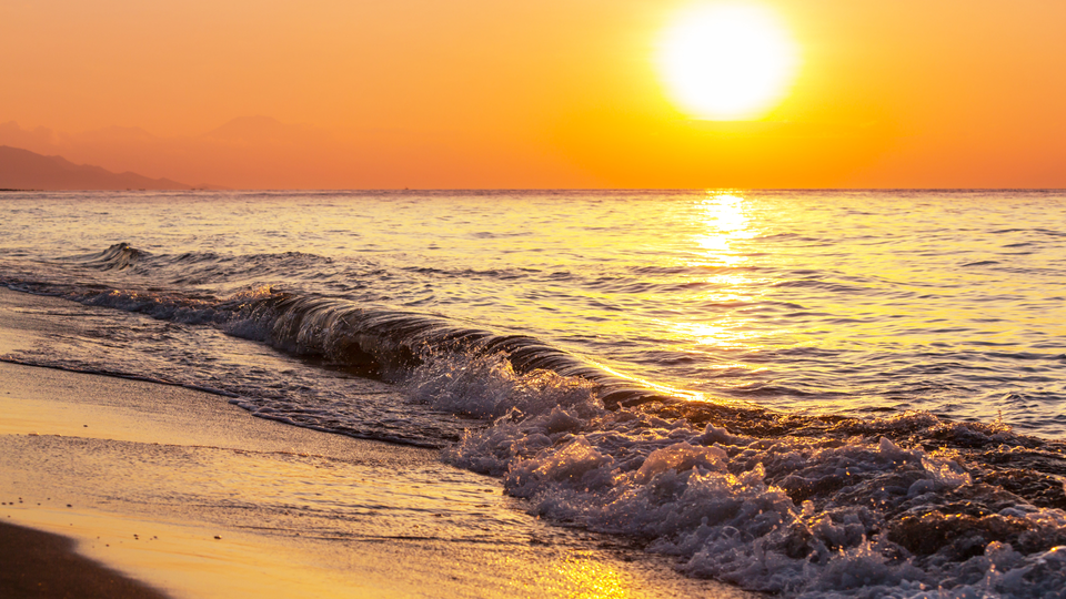 Davanti al mare smettiamo di combattere, qui le emozioni cambiano ritmo.
