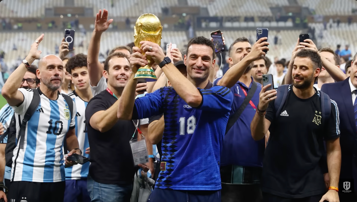 Universo Valdano con Lionel Scaloni