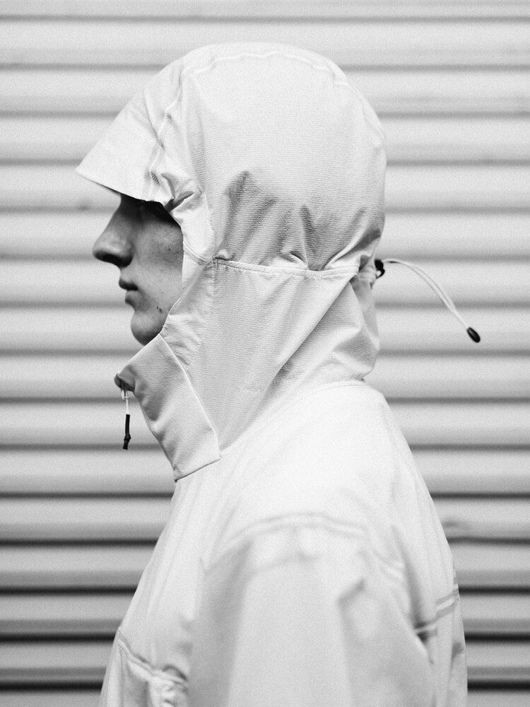 ArcTeryx System_A Paltz Anther SL Jacket Chalk 28495 photographed by Paolo Azarraga