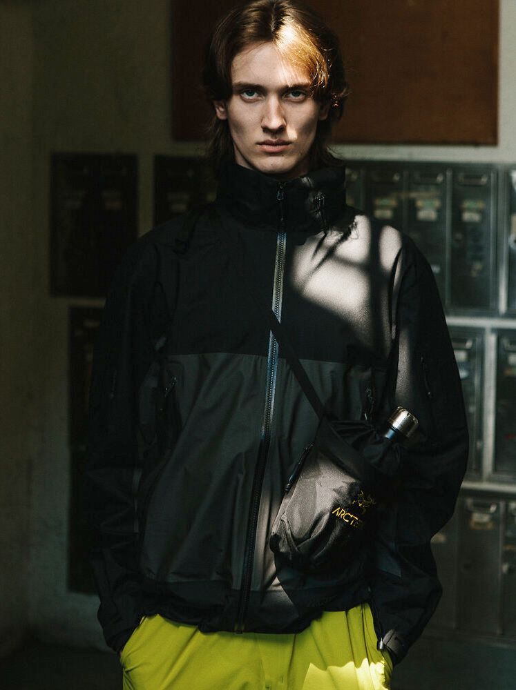 ArcTeryx System_A Dume Gore-Tex Jacket Black 28497 photographed by Paolo Azarraga