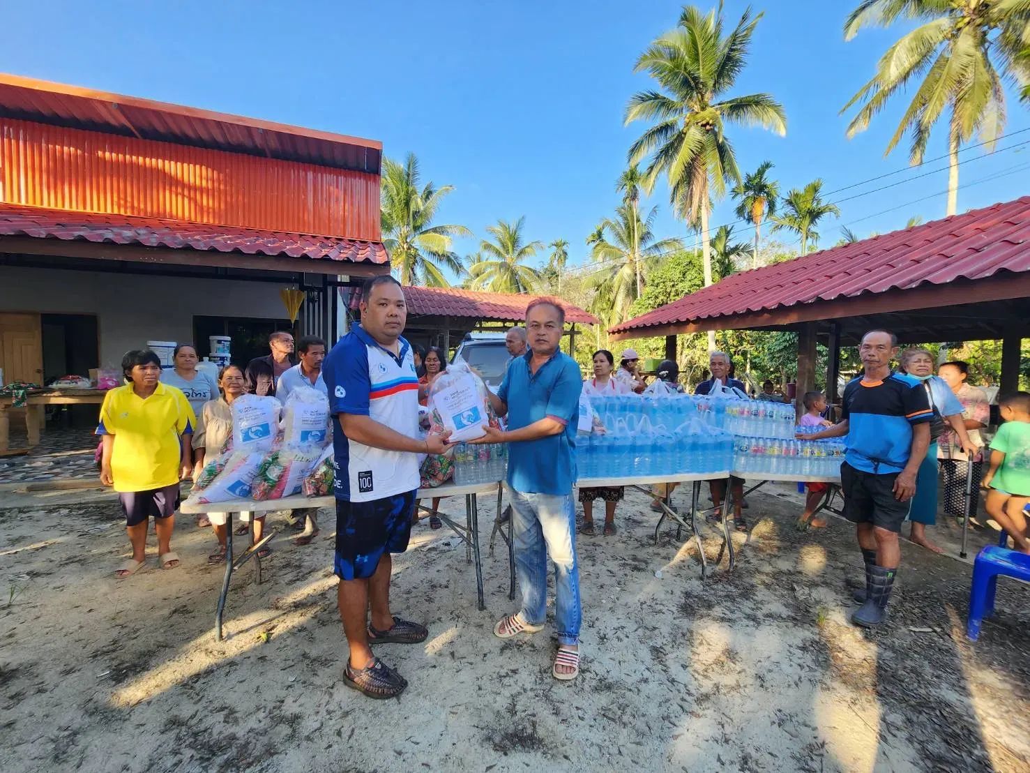 BMWMCTS joins forces to help the flood victims in 3 southern border provinces and nearby areas