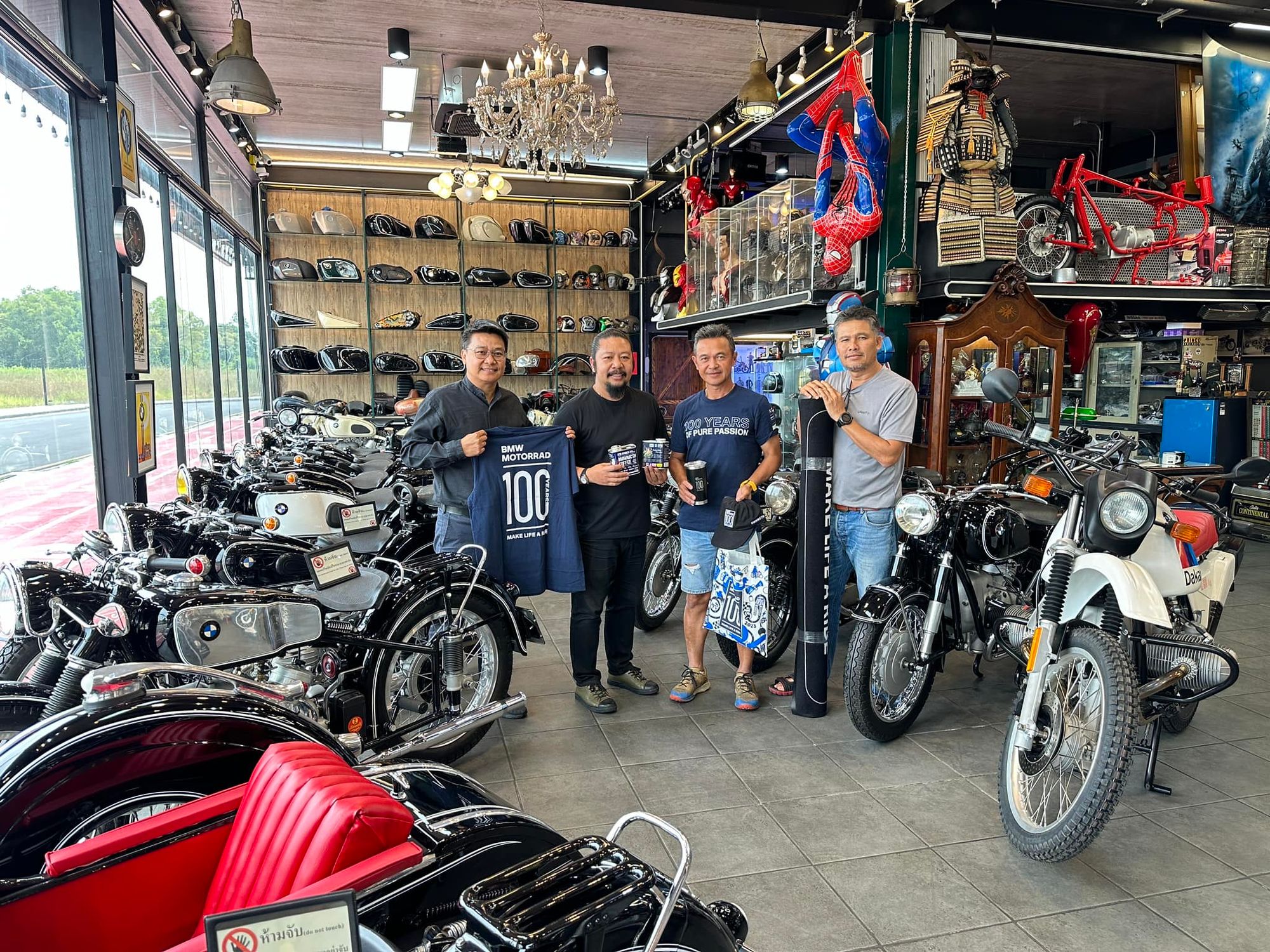 Preserving BMW Heritage: BMWMCTH Visits Collector of Rare Classics