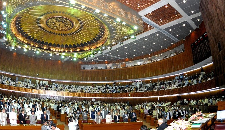 Chaudhry Nisar Ali Khan is the guy dressed in white down front