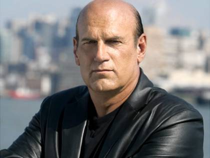 Jesse Ventura sues the TSA for violating the Constitution