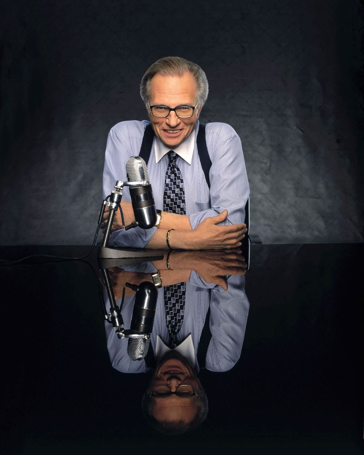 Third-party debate Larry King hosts third-party debate