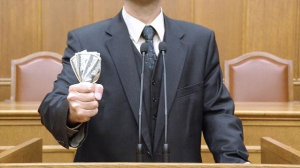 States With Unregulated Campaign Contributions Risk Corruption Top Image