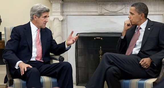Secretary of State John Kerry (left) and President Barack Obama (right) // Credit: White House
