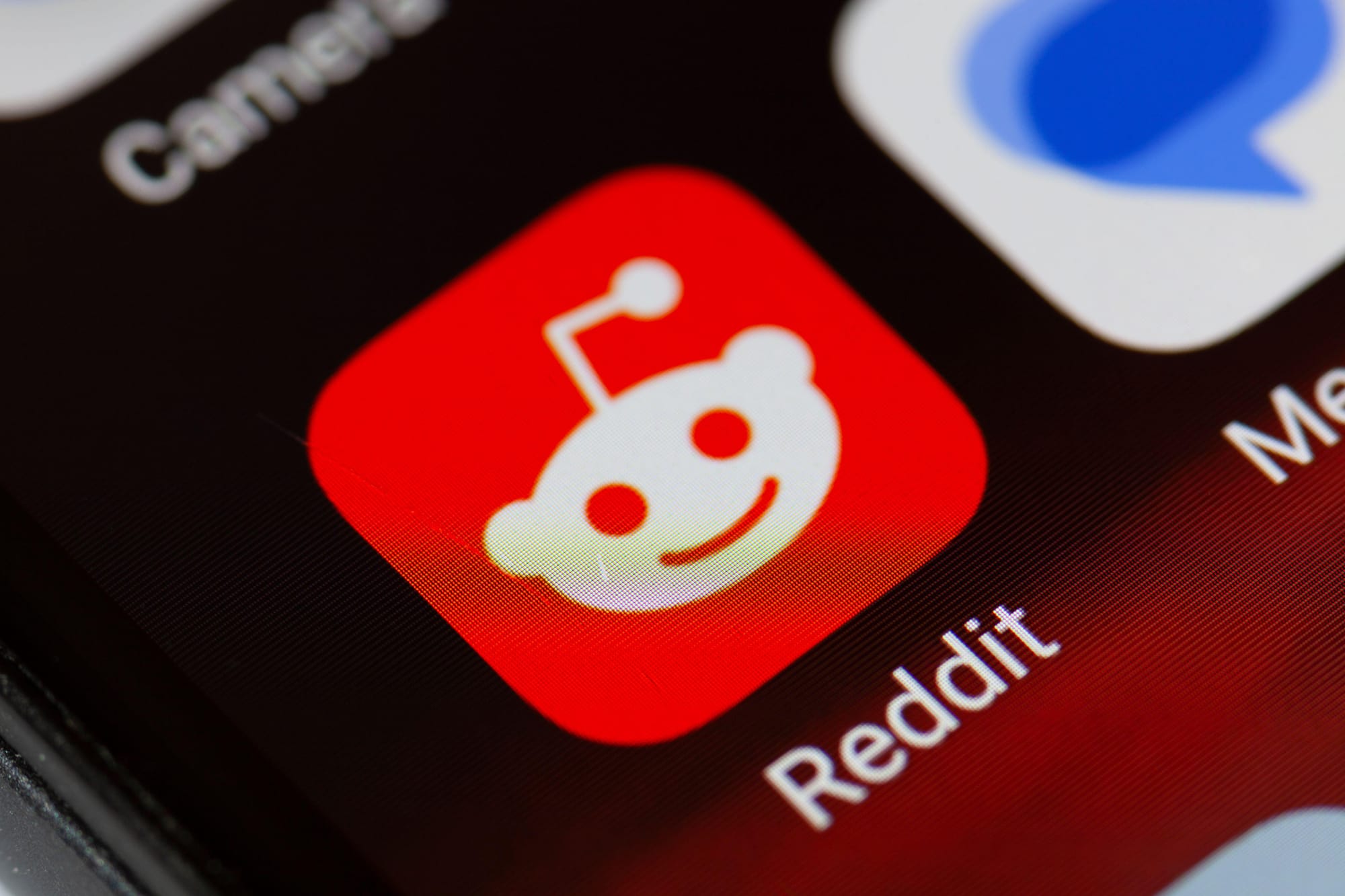 The Independent Voter Project California Governor poll became a hot topic of discussion on Reddit.
