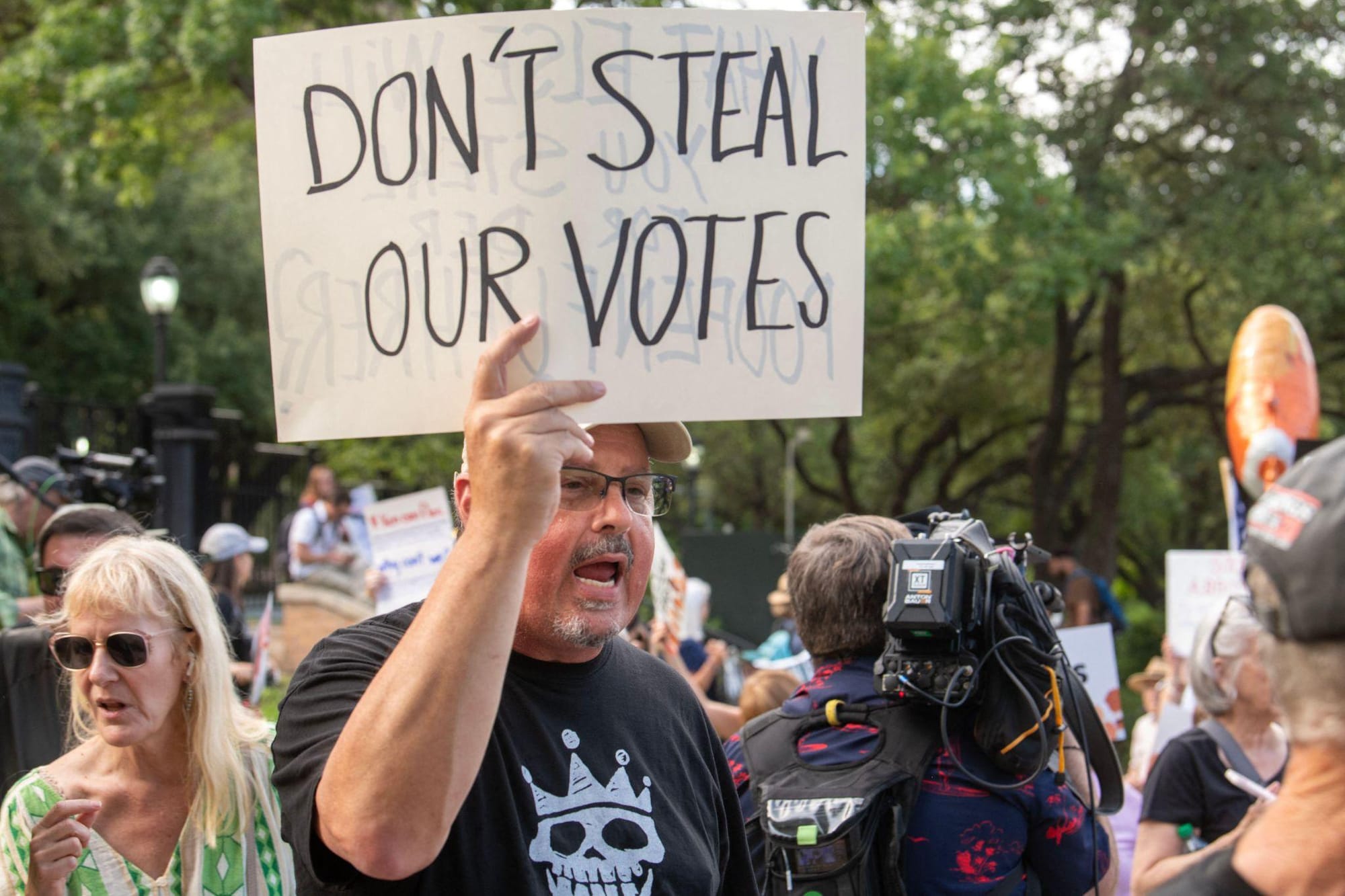 35 Million Americans Didn’t Move. Their Congressional Districts Did.