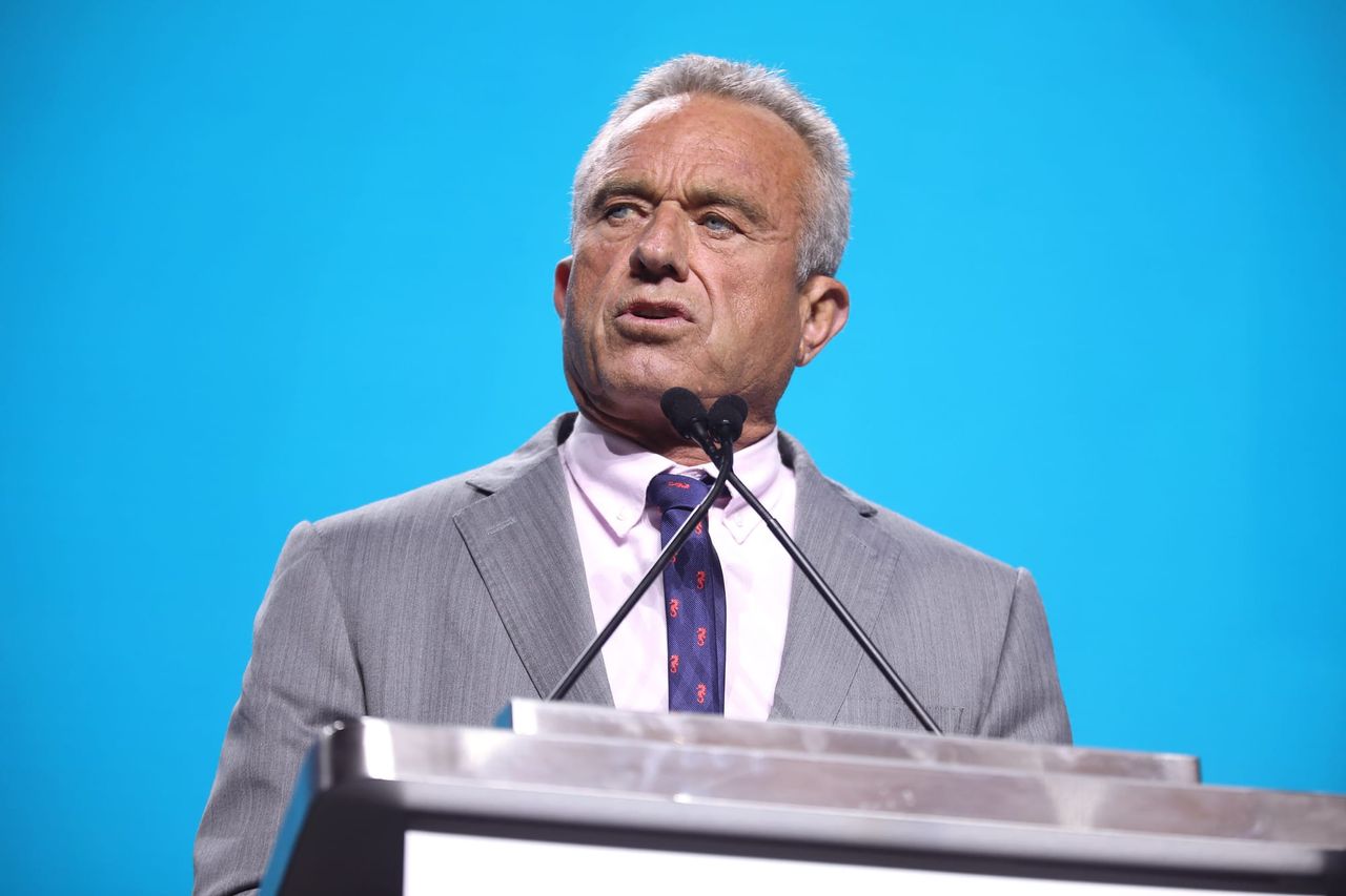 Who is Right? Kennedy Challenges Pretty Much Every Conventional Medical Norm as Senate Explodes