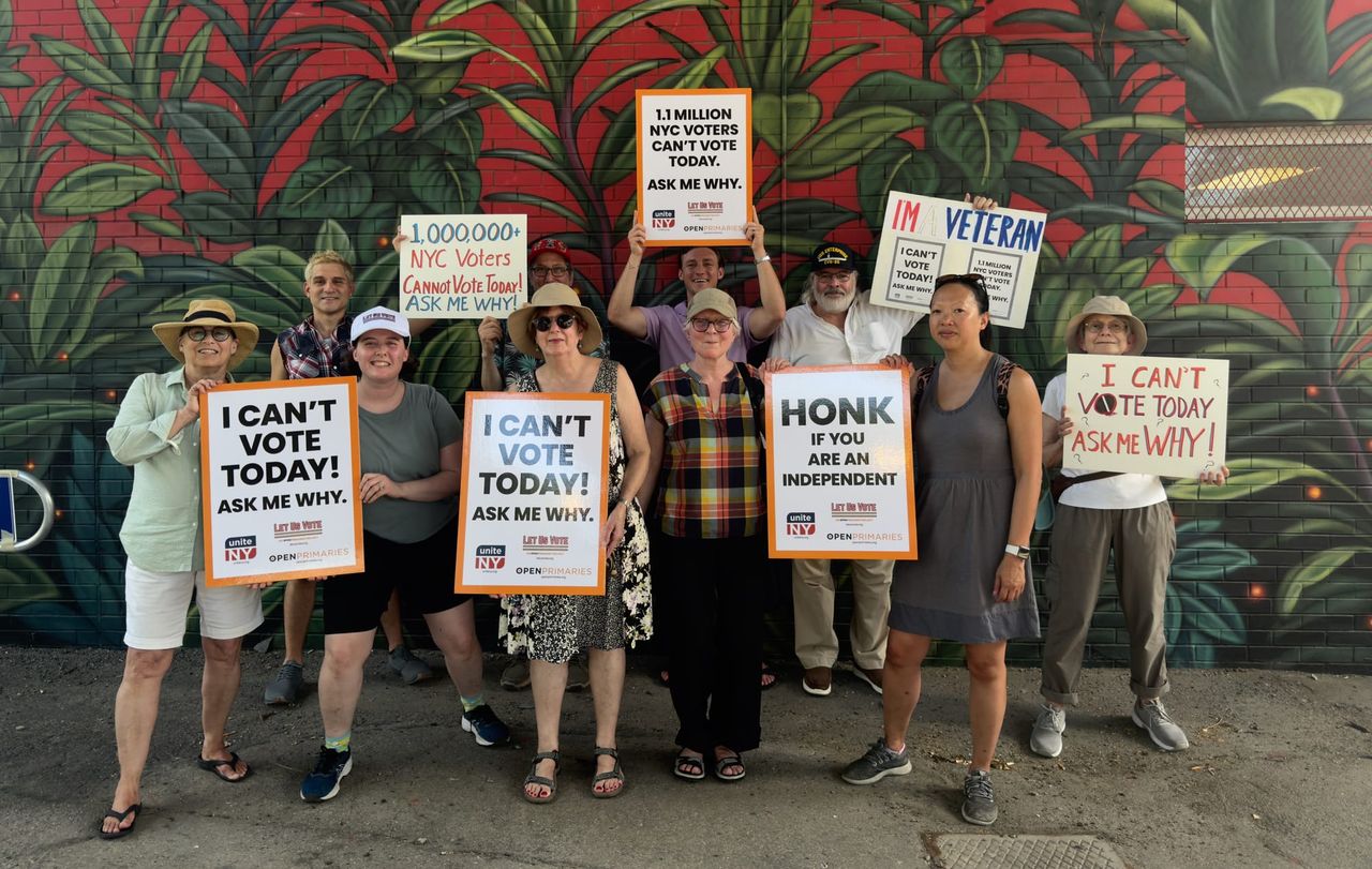 On Primary Day, NY Orgs Picket on Behalf of 3.5 Million Disenfranchised Voters
