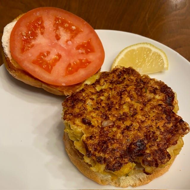 RECIPE: Shawarma-Spiced Shrimp Burgers