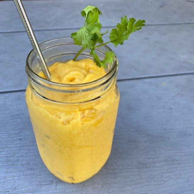 DRINK: Mango/Coconut/Ginger Smoothie