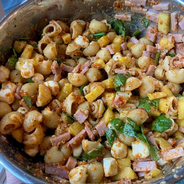 RECIPE: Hawaiian Pizza Pasta Salad