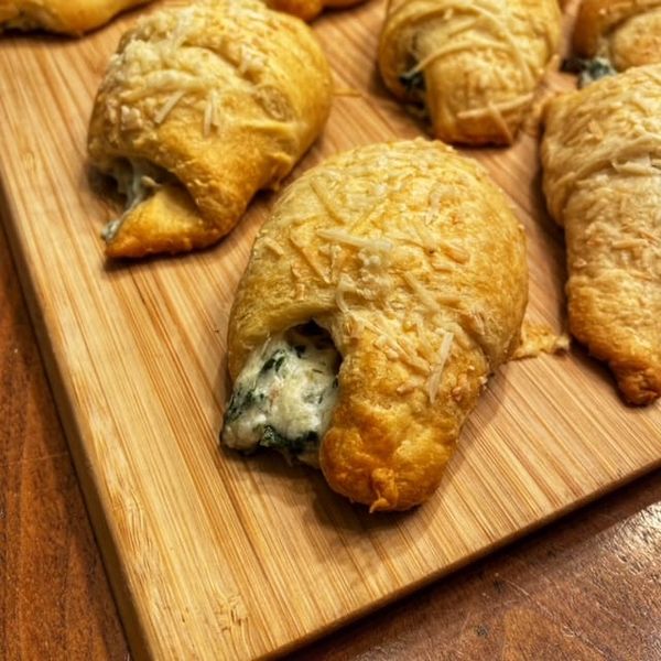 RECIPE: Spinach-Artichoke Rolls