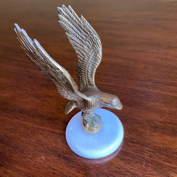 The Five People You Meet At A Yard Sale