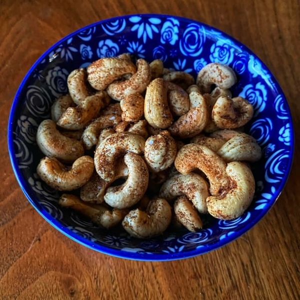 RECIPE: Cincinnati-Spiced Cashews