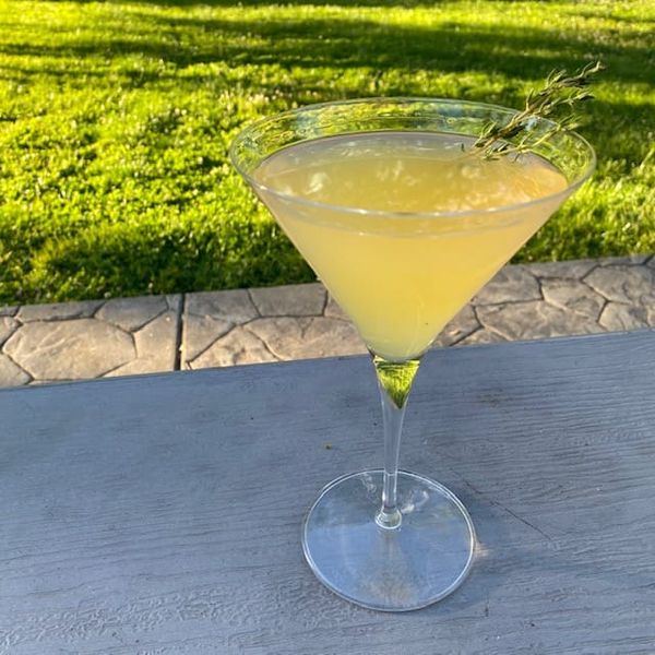 COCKTAIL: The Golden Hour