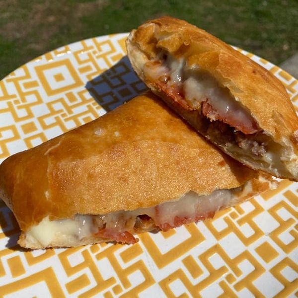 RECIPE: Chicago-Style Pizza Puff