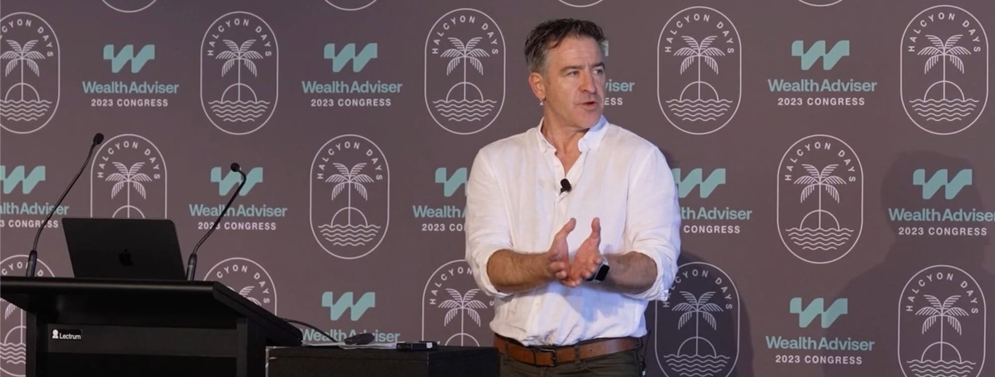 AI Keynote Speaker - Stuart Riddle - Knkt Digital