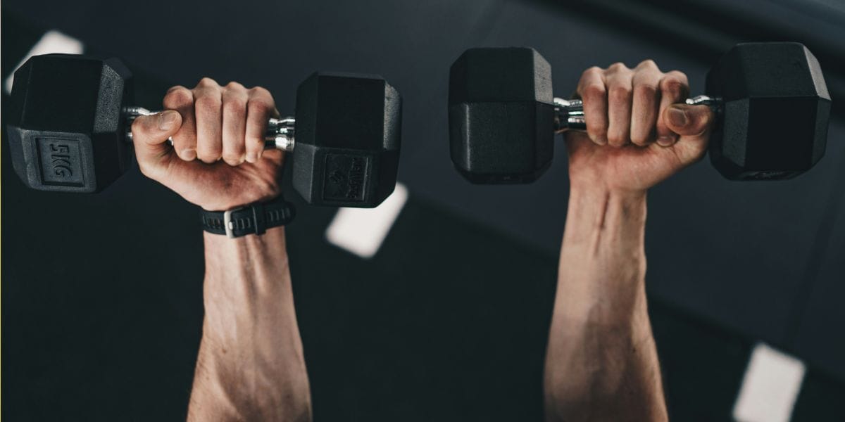 Feature image for 7 financial habits to help make you smarter with your money