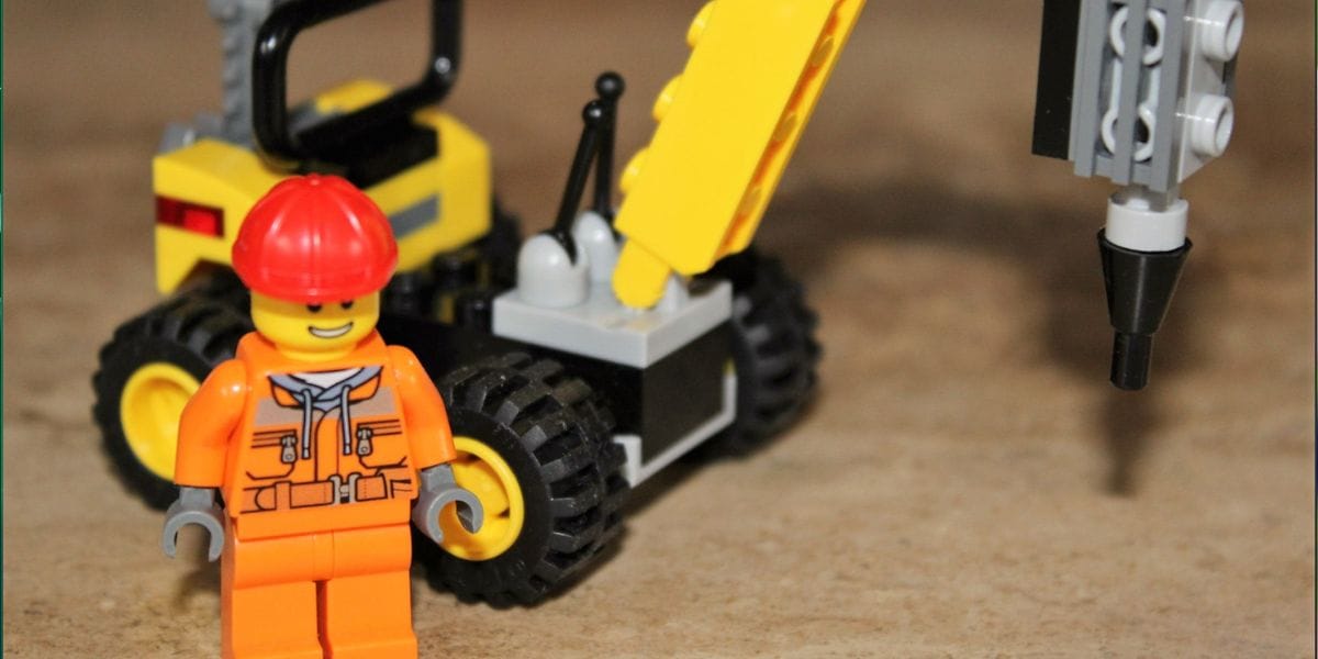 Feature image for Top 9 tips to saving for your first home deposit