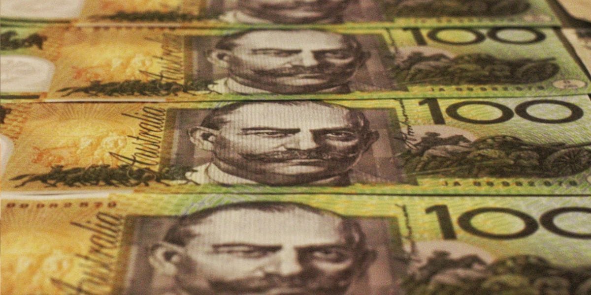 Feature image for Dollar-cost averaging vs. lump-sum investing