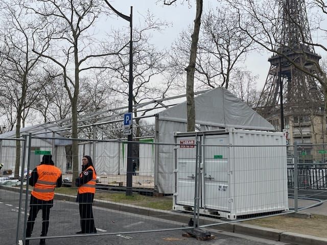 Champ-de-Mars : une énième occupation qui exaspère les riverains et dégrade l'image de Paris