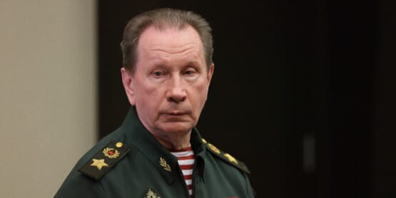 За что наградили сына главы Росгвардии и бывшего охранника Путина Виктора Золотова?
За что наградили сына главы Росгвардии и бывшего охранника Путина Виктора Золотова?
