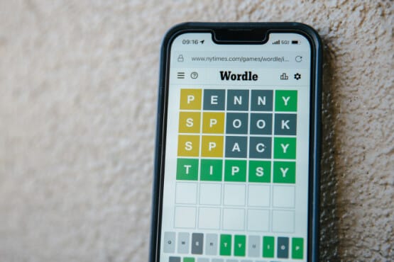 Появилась игра Wordle, в которую играют миллионы.
Появилась игра Wordle, в которую играют миллионы.