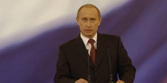 Однажды Путин сказал: «Я очень надеюсь, что когда-нибудь мне удастся вернуться к нормальной жизни, что кроме того, что мне сейчас приходится делать, у меня будет личное будущее и я буду заниматься другим видом деятельности». Однажды Путин сказал: «Я очень надеюсь, что когда-нибудь мне удастся вернуться к нормальной жизни, что кроме того, что мне сейчас приходится делать, у меня будет личное будущее и я буду заниматься другим видом деятельности».