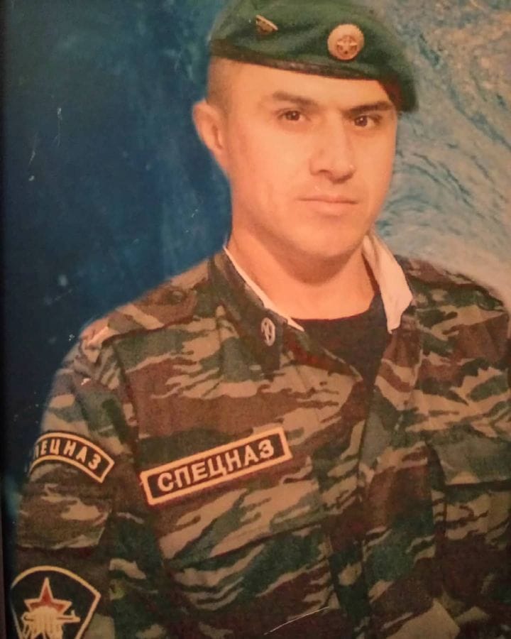 Асхаб Алибеков, «Дикий десантник», в форме