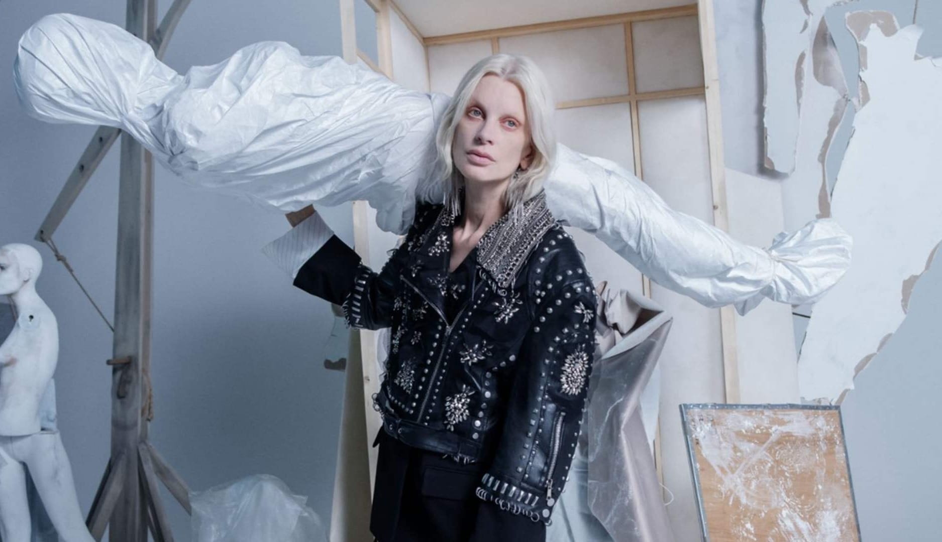 Zara удалила свою новую рекламную кампанию после того, как палестинские активисты призвали бойкотировать бренд