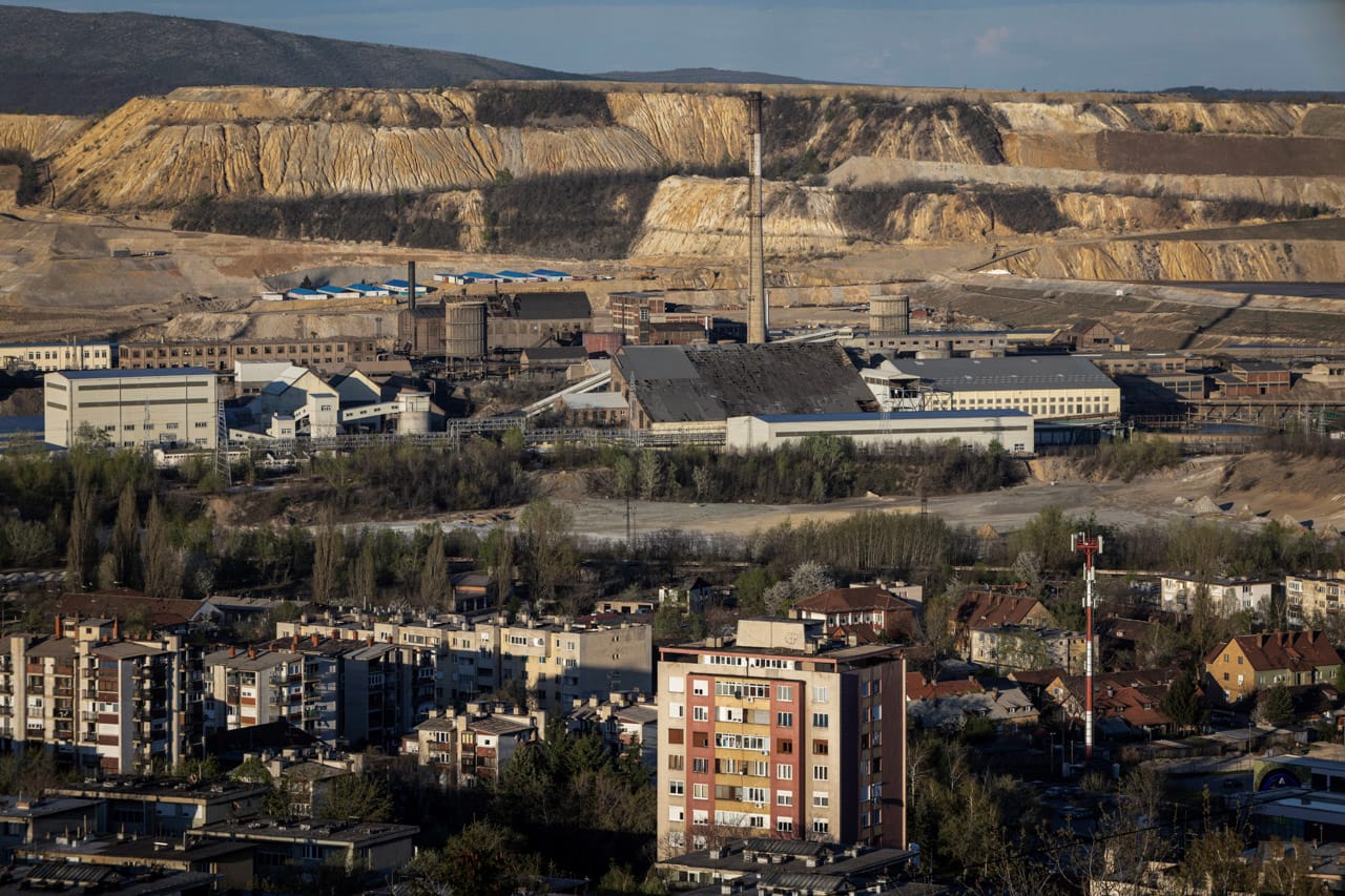 Вид на шахту в городе Бор, Сербия, 4 апреля 2024.