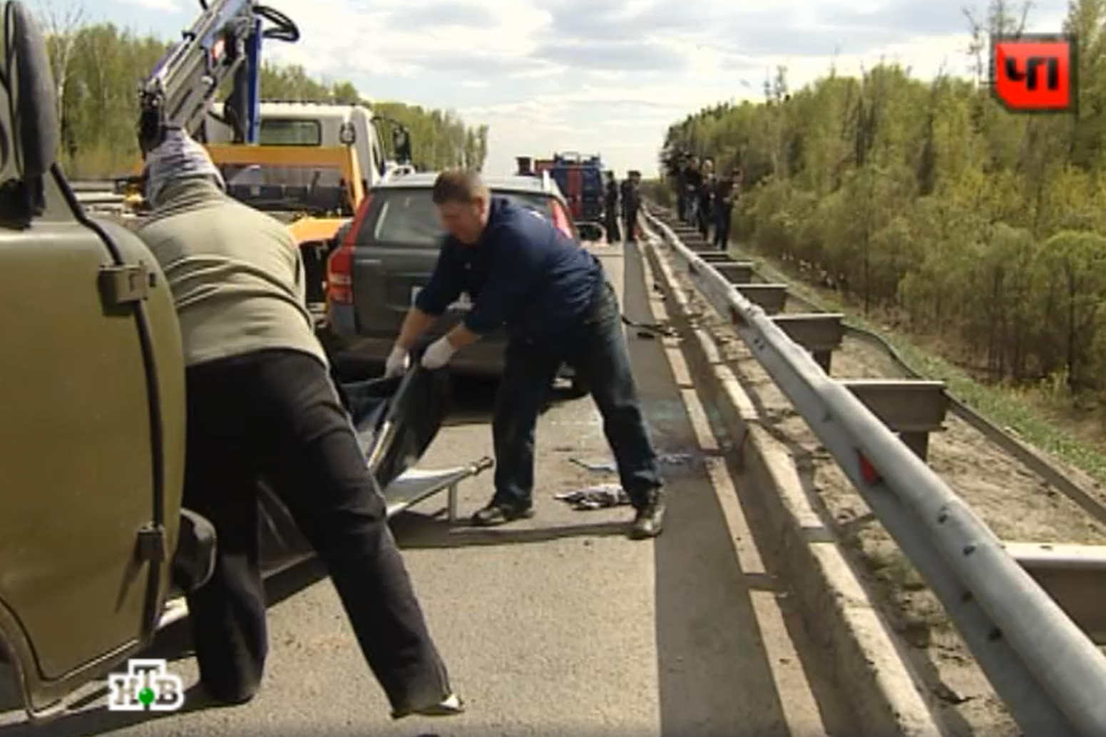 Полиция на месте убийства Лебедевых бандой ГТА