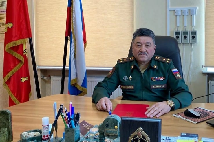Александр Бажимов